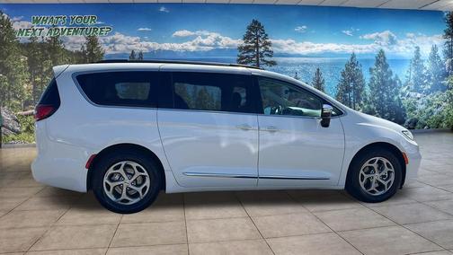2023 Chrysler Pacifica Limited