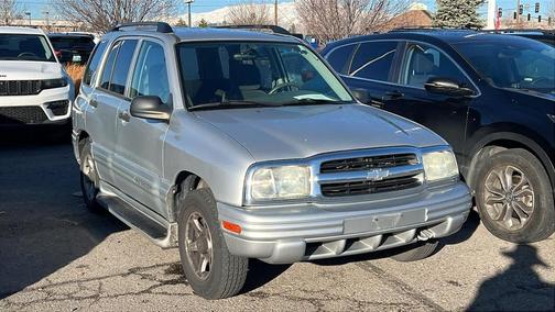 2001 Chevrolet Tracker Hard Top LT