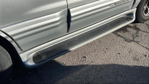 2001 Chevrolet Tracker Hard Top LT