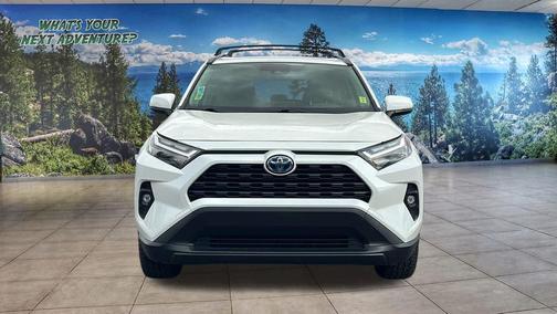 2022 Toyota RAV4 Hybrid XLE Premium