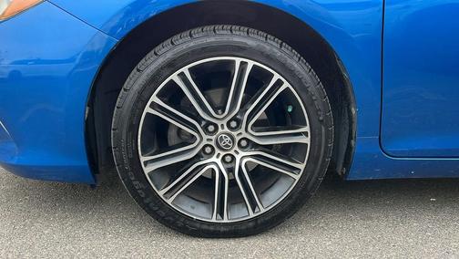2016 Toyota Camry SE w/Special Edition Pkg