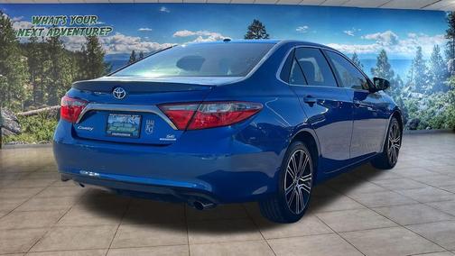 2016 Toyota Camry SE w/Special Edition Pkg