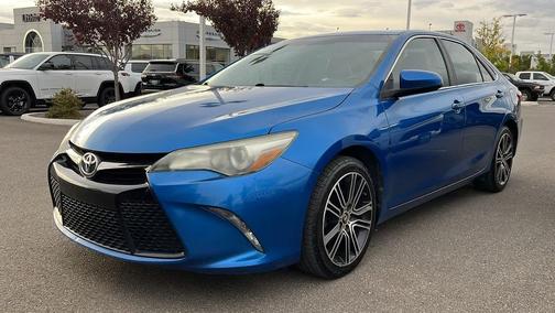 2016 Toyota Camry SE w/Special Edition Pkg