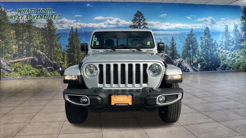 2023 Jeep Gladiator Overland