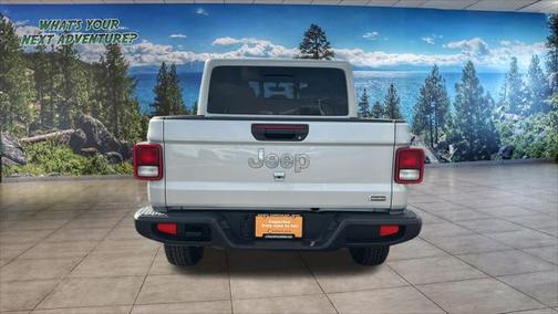 2023 Jeep Gladiator Overland