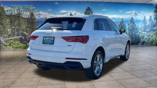 2022 Audi Q3 45 S line Premium
