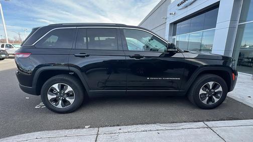 2022 Jeep Grand Cherokee 4xe Base