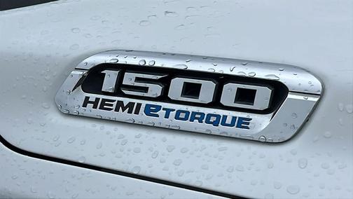 Bright White Clearcoat 2023 RAM 1500 Big Horn/Lone Star