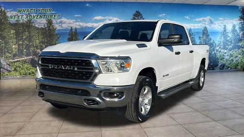 Bright White Clearcoat 2023 RAM 1500 Big Horn/Lone Star