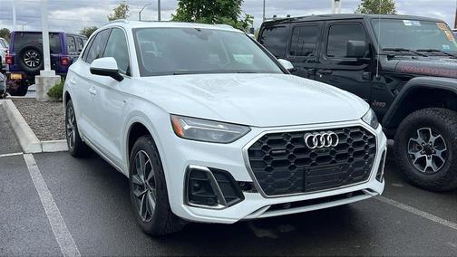 White 2023 Audi Q5 45 S line Premium Plus