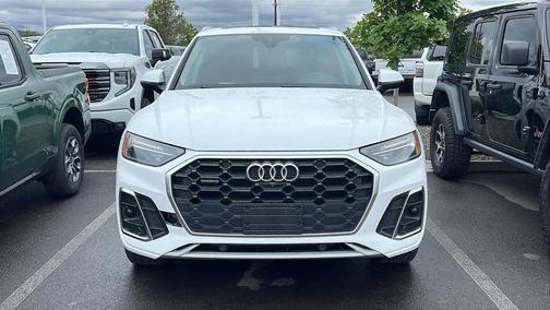 White 2023 Audi Q5 45 S line Premium Plus
