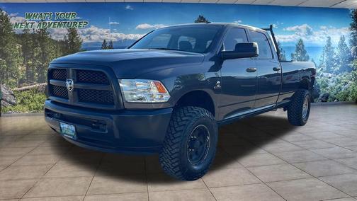 Granite Crystal Metallic Clearcoat 2017 RAM 2500 Tradesman Crew Cab 4x4 8' Box