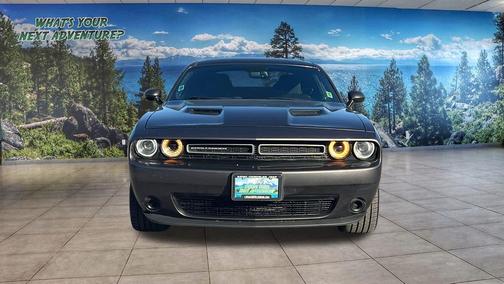 2016 Dodge Challenger SXT
