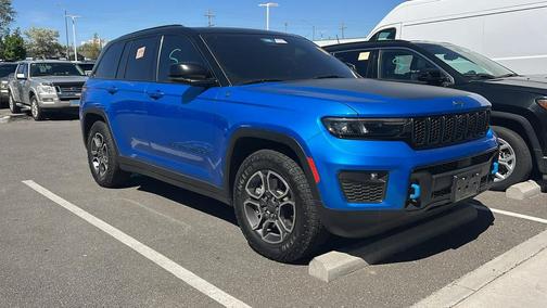 Hydro Blue Pearlcoat 2023 Jeep Grand Cherokee 4xe Trailhawk