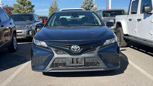 2021 Toyota Camry SE