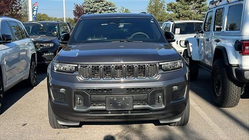 Baltic Gray Metallic Clearcoat 2023 Jeep Grand Cherokee L Overland