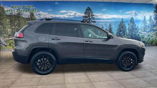 Granite Crystal Metallic Clearcoat 2023 Jeep Cherokee Altitude