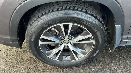 2019 Toyota Highlander LE Plus