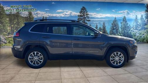 2022 Jeep Cherokee Latitude Lux