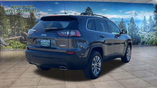 2022 Jeep Cherokee Latitude Lux