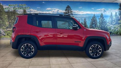 2023 Jeep Renegade Trailhawk