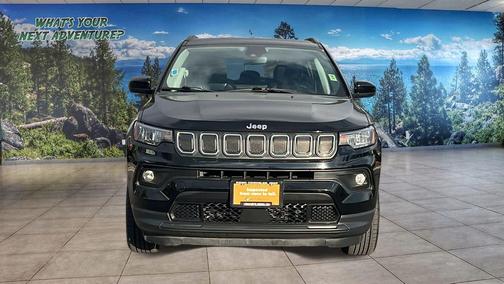 2022 Jeep Compass Latitude Lux