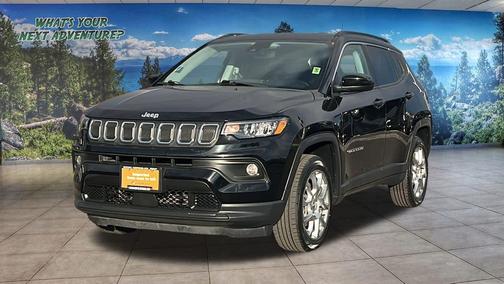 2022 Jeep Compass Latitude Lux