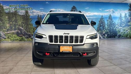 2022 Jeep Cherokee Trailhawk
