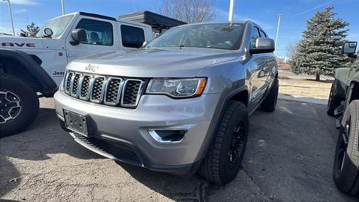 2017 Jeep Grand Cherokee Laredo