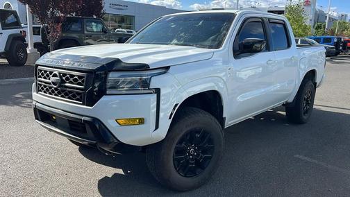 Glacier White 2023 Nissan Frontier SV