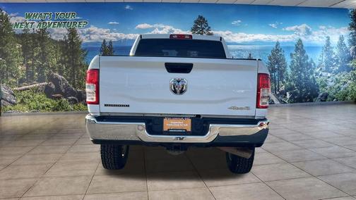 2024 RAM 2500 Big Horn Crew Cab 4x4 6'4' Box