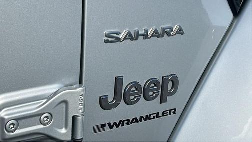 2024 Jeep Wrangler 4-Door Sahara 4x4