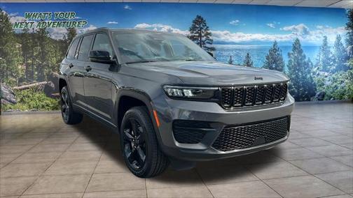 2025 Jeep Grand Cherokee Altitude