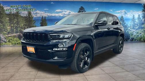 Diamond Black Crystal Pearlcoat 2023 Jeep Grand Cherokee Limited