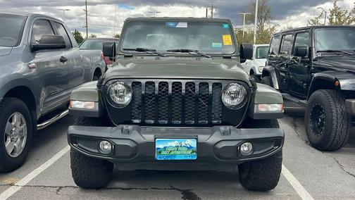Sarge Green Clearcoat 2022 Jeep Gladiator Altitude 4x4