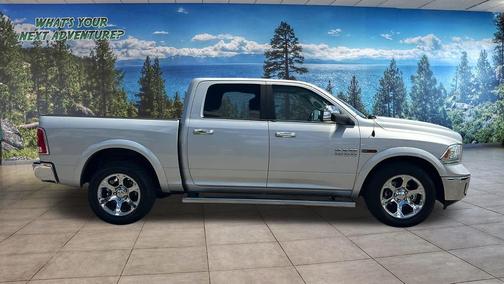 Bright Silver Metallic Clearcoat 2016 RAM 1500 Laramie