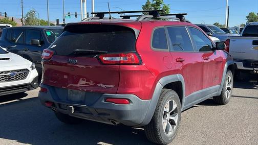 Deep Cherry Red Crystal Pearlcoat 2017 Jeep Cherokee Trailhawk