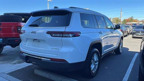 2023 Jeep Grand Cherokee L Laredo