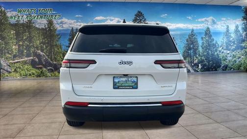 2023 Jeep Grand Cherokee L Laredo