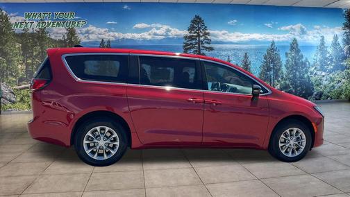 PR6 Red Hot Pearl Coat 2027 Chrysler Pacifica L
