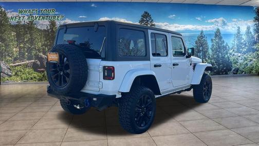 Bright White Clearcoat 2022 Jeep Wrangler Unlimited 4xe Sahara