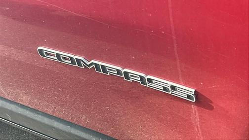 Red Hot Pearlcoat 2025 Jeep Compass Latitude