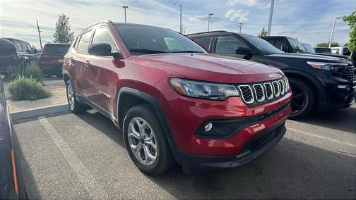 Red Hot Pearlcoat 2025 Jeep Compass Latitude