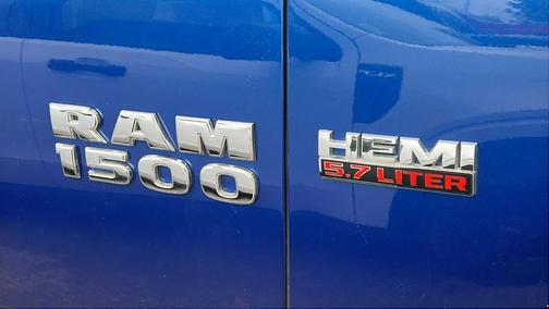 Blue Streak Pearl 2016 RAM 1500 ST
