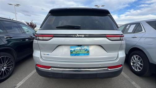 Silver Zynith 2022 Jeep Grand Cherokee 4xe Base
