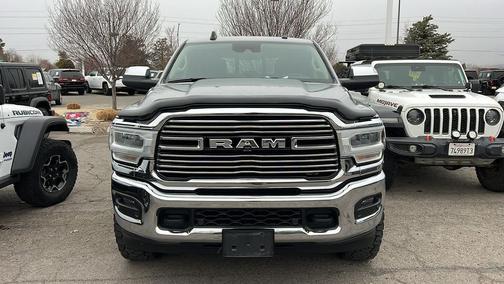 2019 RAM 3500 Laramie Crew Cab 4x4 8' Box