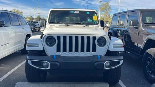 Bright White Clearcoat 2023 Jeep Wrangler 4xe Sahara
