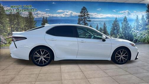 White 2022 Toyota Camry SE