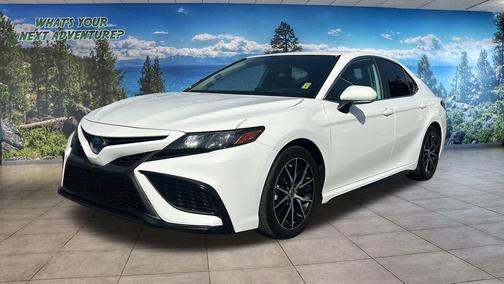 White 2022 Toyota Camry SE
