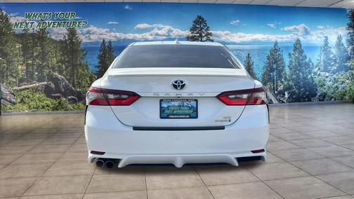 White 2022 Toyota Camry SE